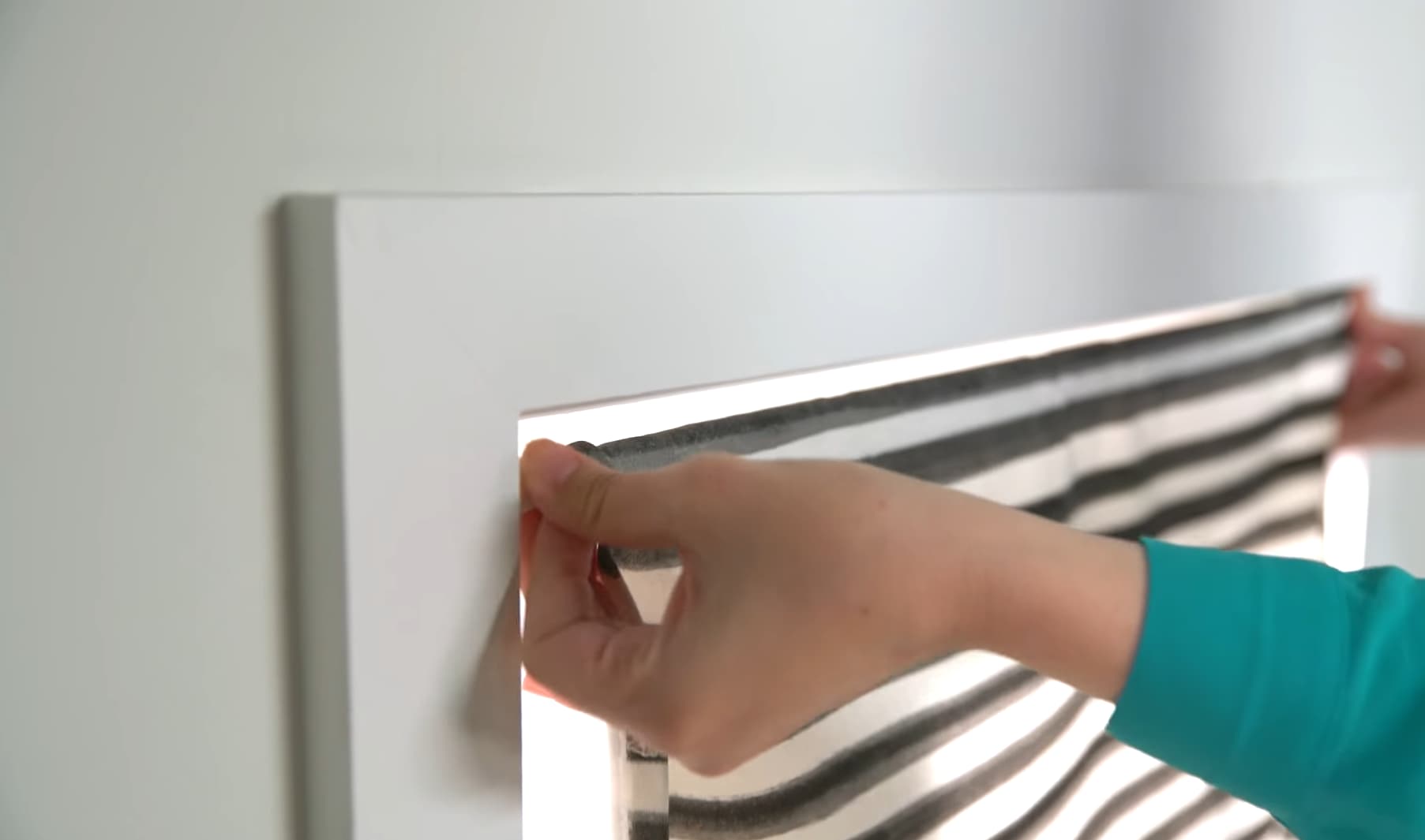 How to DIY a Stylish Roman Shade for Your Kitchen-image